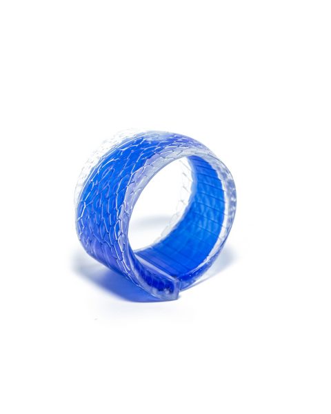 Chris Bahng, Blueblood, 2019, bracelet; 3D printed nylon, ink, 100 x 95 x 64 mm, €1020